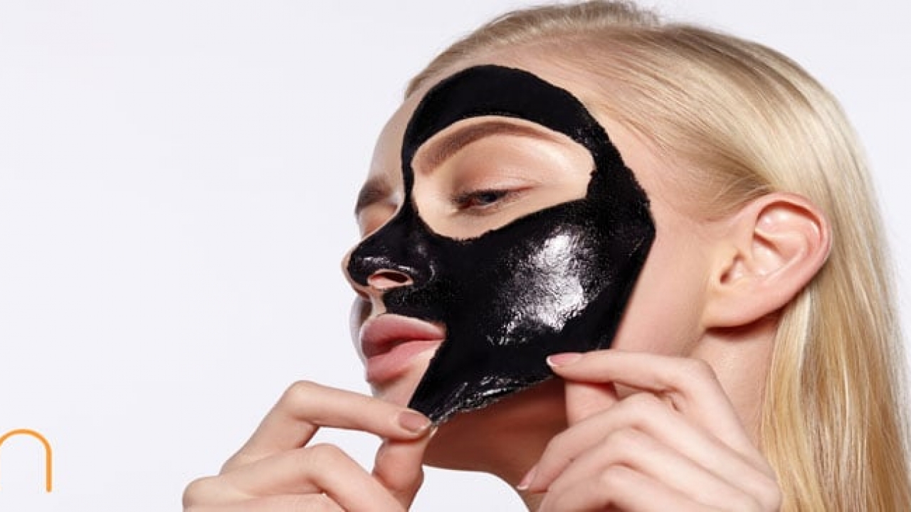 Allí metálico Mecánicamente Mascarilla facial de carbón activo, el cosmético de moda - Belleza y Salud